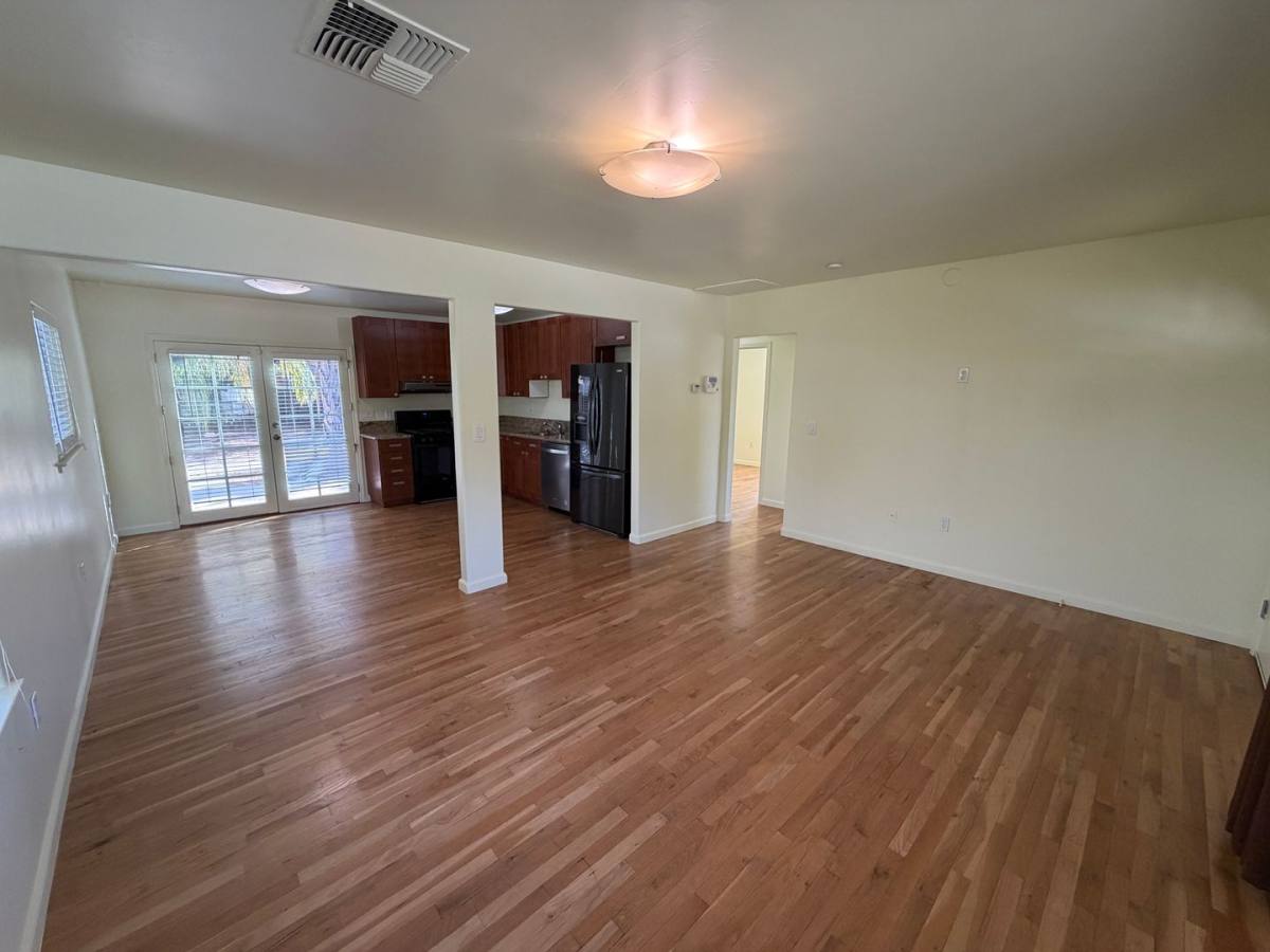 4209 56th St, Sacramento, CA 95820 - House for Rent - Image 5
