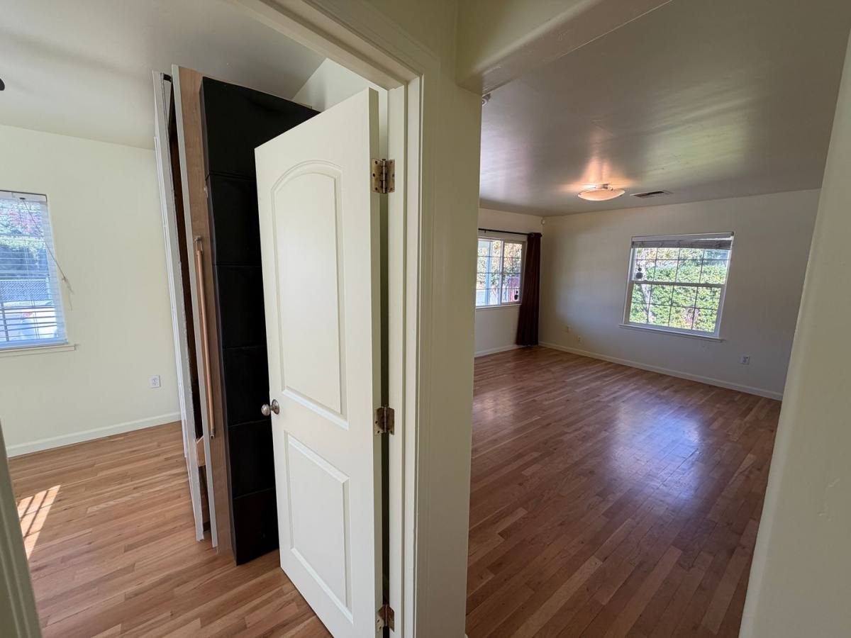 4209 56th St, Sacramento, CA 95820 - House for Rent - Image 9