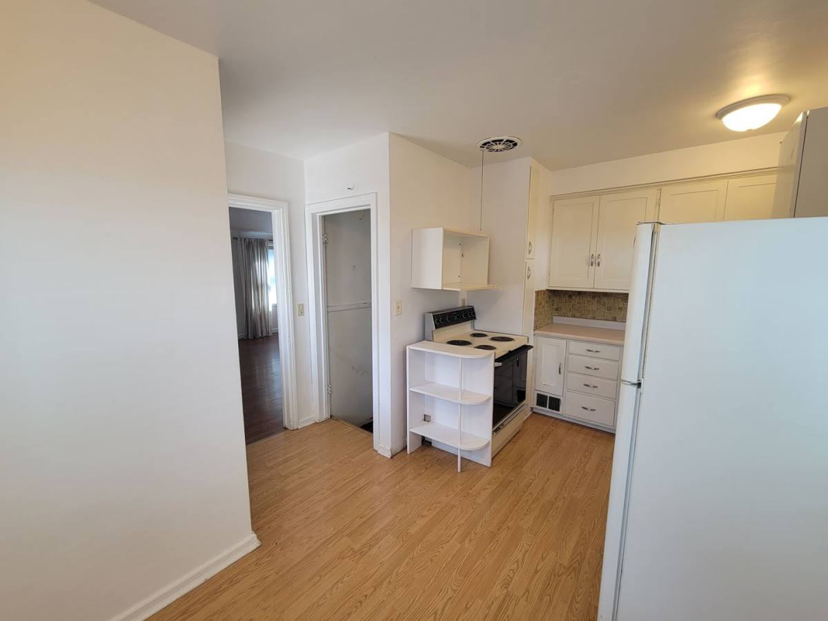 1914 Iowa St, Cedar Falls, IA 50613 - House for Rent - Image 3