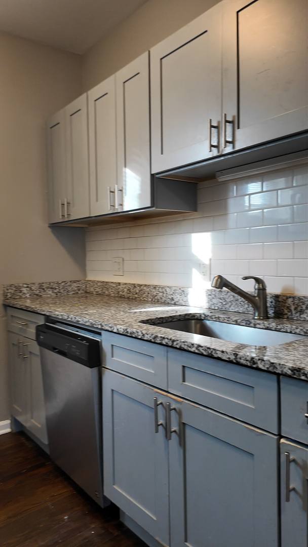 4612 S Lake Park Ave, Chicago, IL 60653 - Apartment for Rent - Image 6