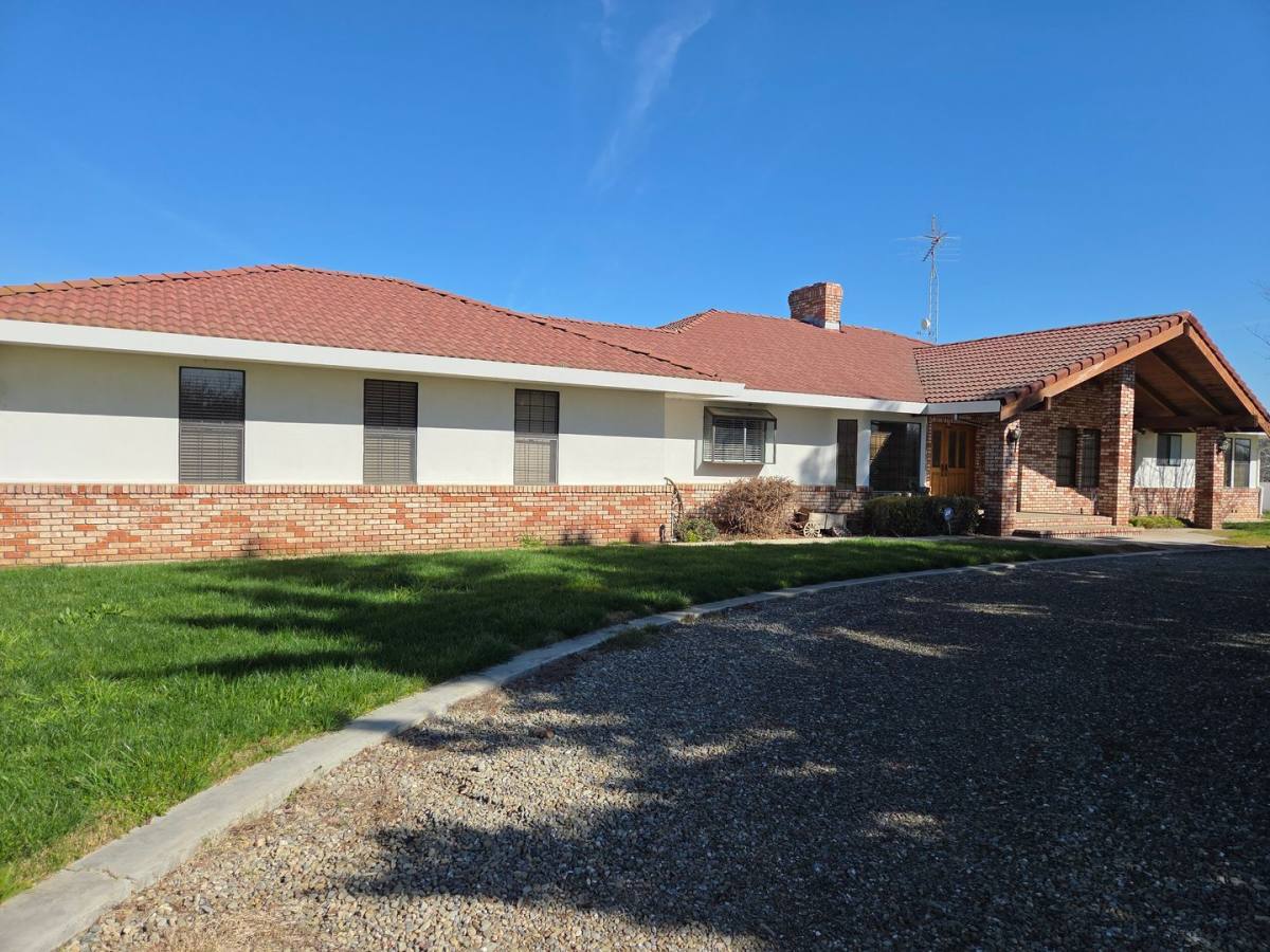 House for rent at 1031 Hoyer Rd, Newman, CA 95360
