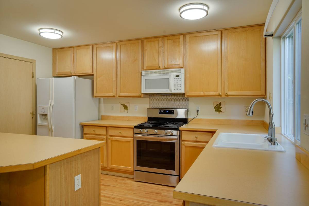 26230 235th Ave SE, Maple Valley, WA 98038 - House for Rent - Image 6