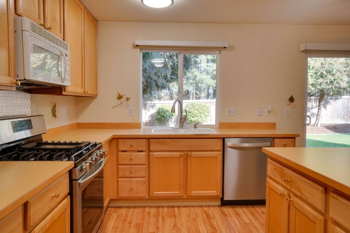 26230 235th Ave SE, Maple Valley, WA 98038 - House for Rent - Image 5