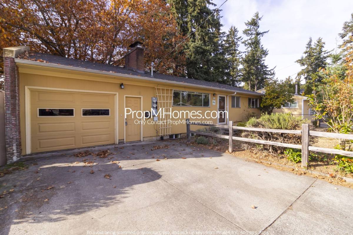 5521 SE 57th Ave, Portland, OR 97206 - Apartment for Rent - Image 1
