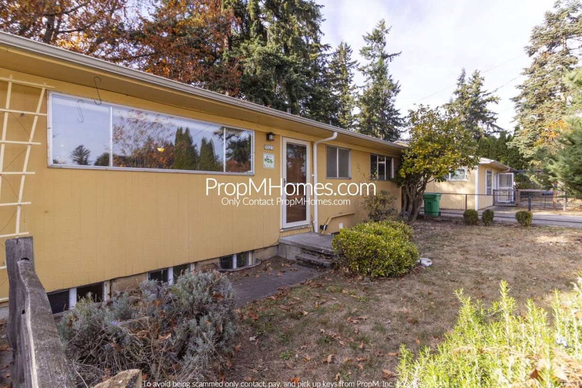 5521 SE 57th Ave, Portland, OR 97206 - Apartment for Rent - Image 2