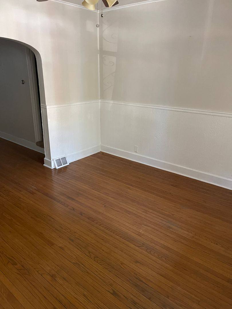 431 Arch St, Carlisle, PA 17013 - Townhouse for Rent - Image 2