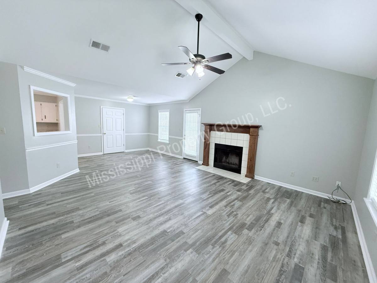 1112 Turtle Creek Blvd, Oxford, MS 38655 - House for Rent - Image 2