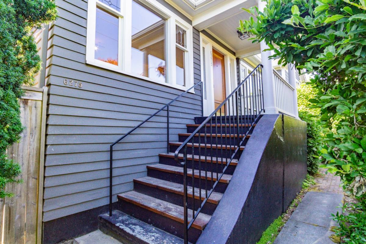 House for rent at 6275 20th Ave NE, Seattle, WA 98115