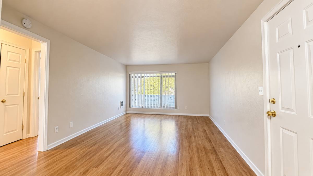 Heather Court, 114 - 132 12th Ave E, Seattle, WA 98102 - Apartment for Rent - Image 5