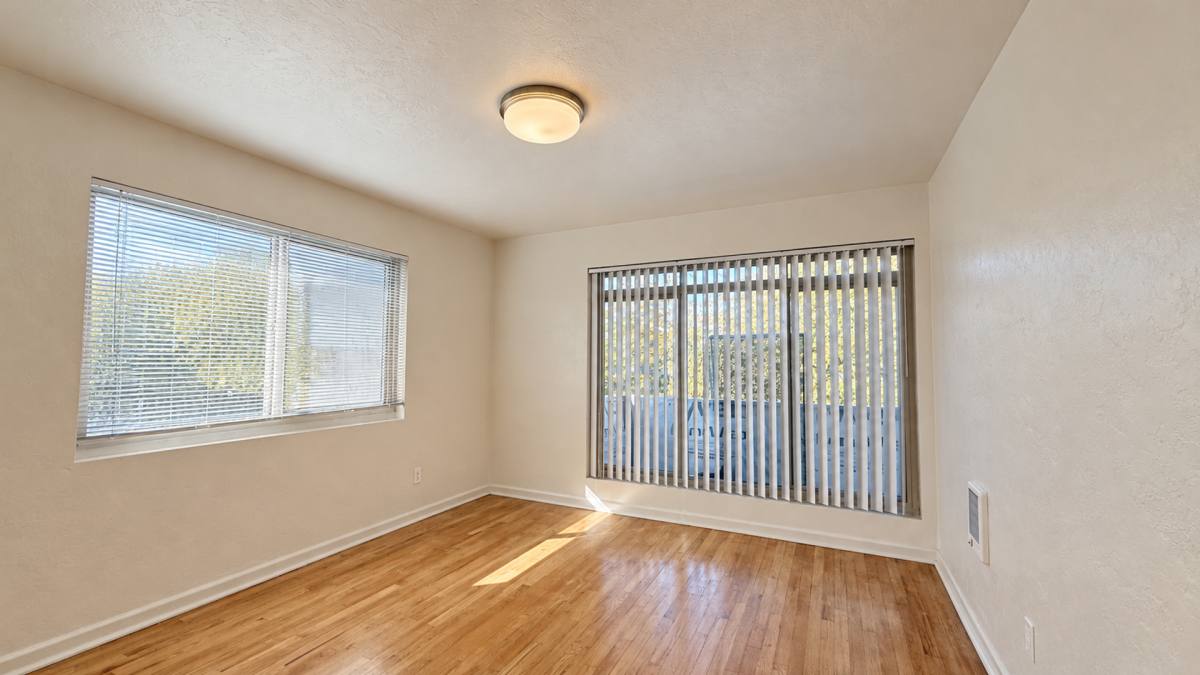 Heather Court, 114 - 132 12th Ave E, Seattle, WA 98102 - Apartment for Rent - Image 7