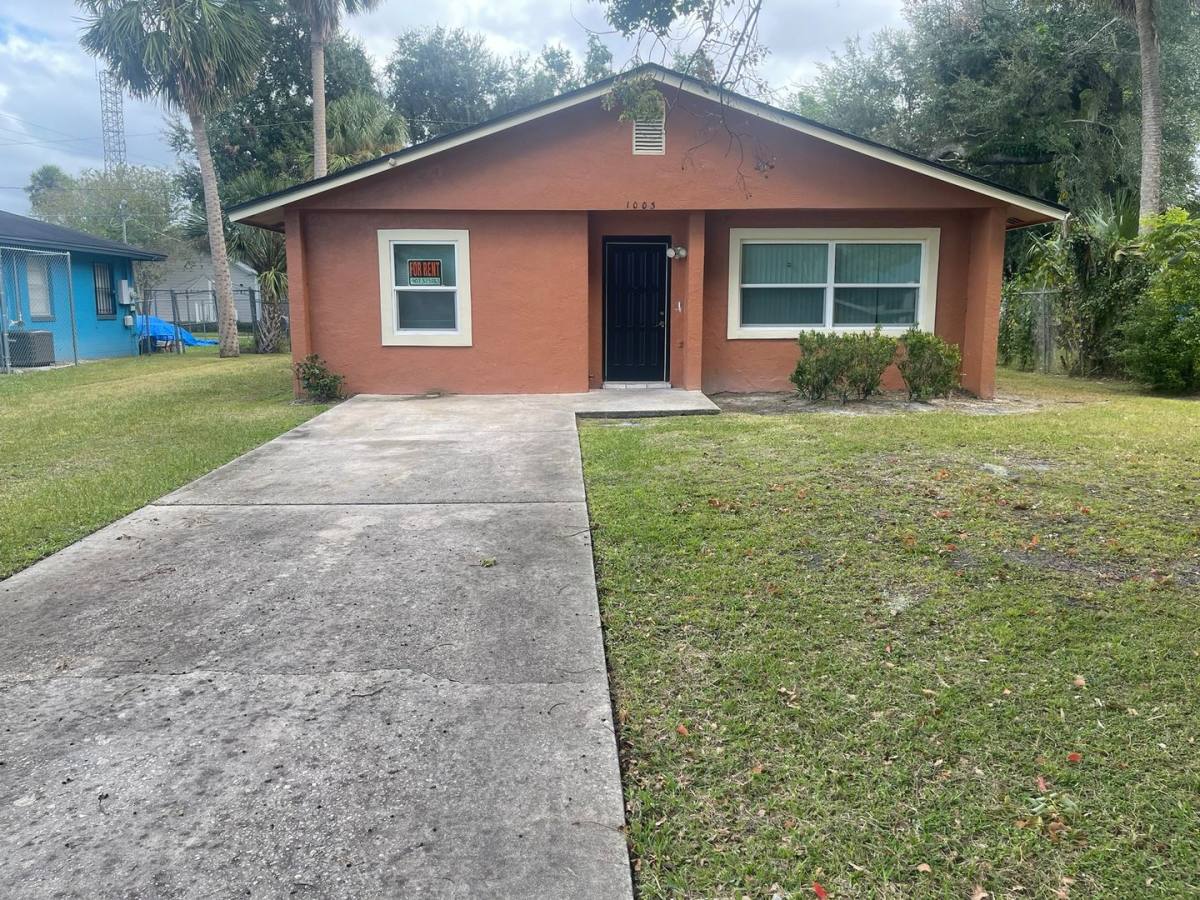 1003 Maple Ave, Sanford, FL 32771 - House for Rent