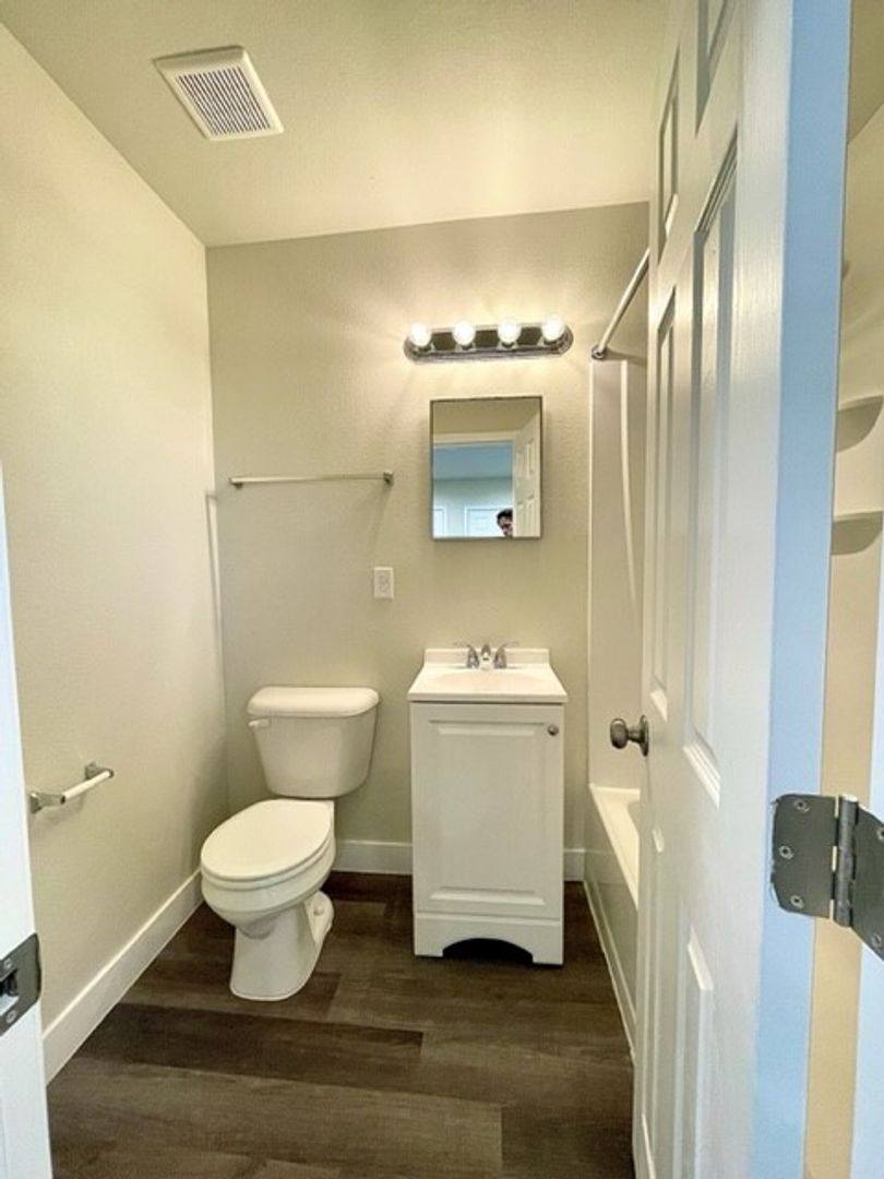 500 W Jefferson Ave, Las Vegas, NV 89106 - Apartment for Rent - Image 5