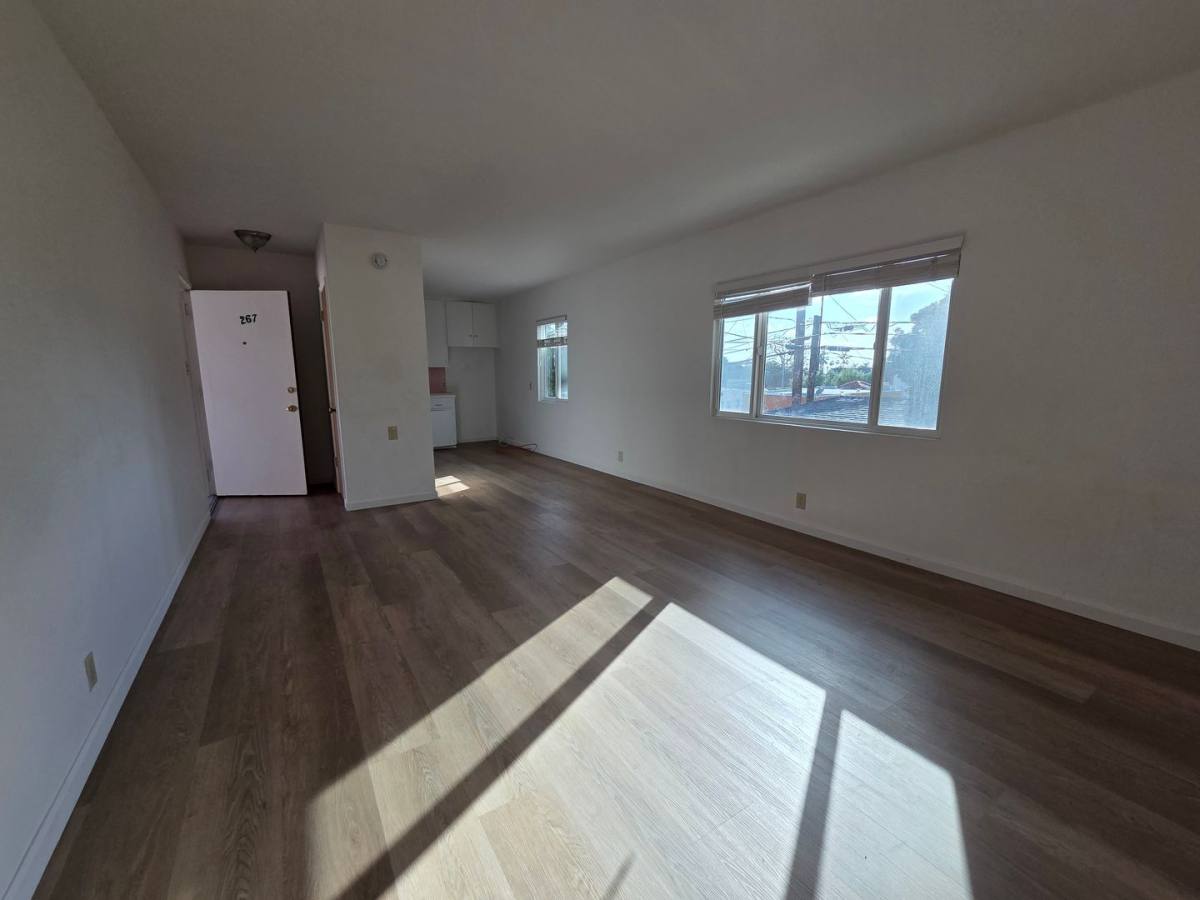 Homer, 261-267 Homer Ave, Ventura, CA 93003 - Apartment for Rent - Image 9