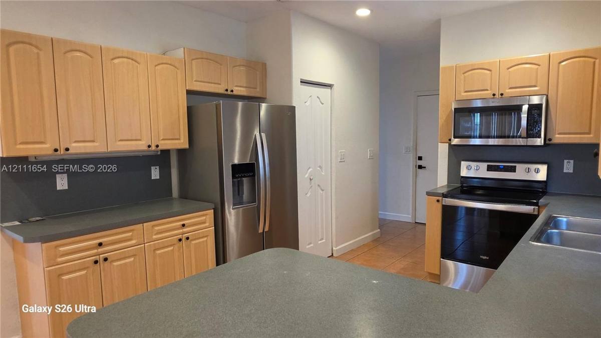 2862 SW 145th Ave, Miami, FL 33175 - House for Rent - Image 2