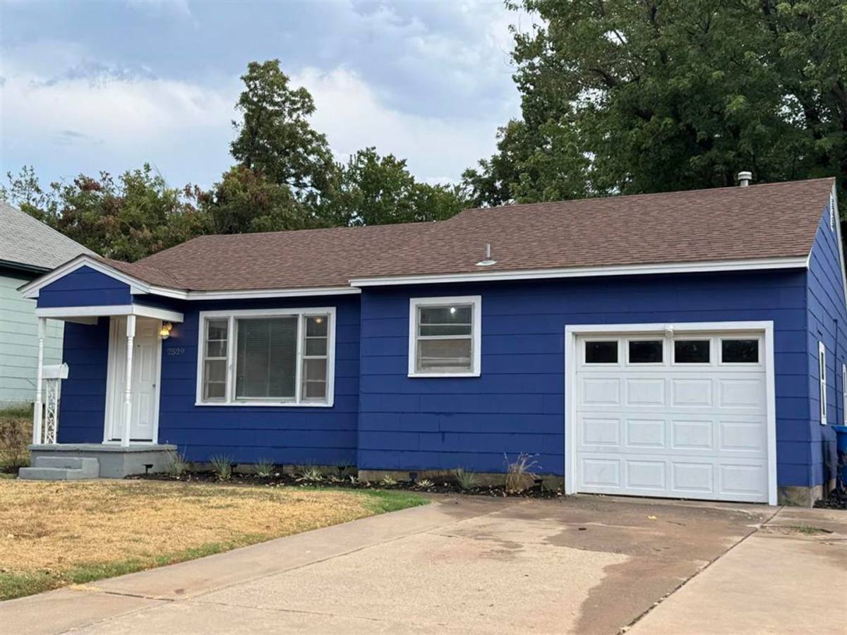 House for rent at 2529 W Cherokee Ave, Enid, OK 73703