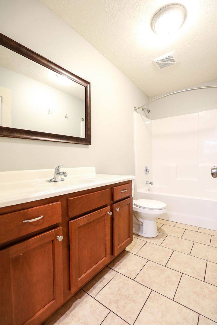 1330 S Pennsylvania, Springfield, MO 65807 - House for Rent - Image 10