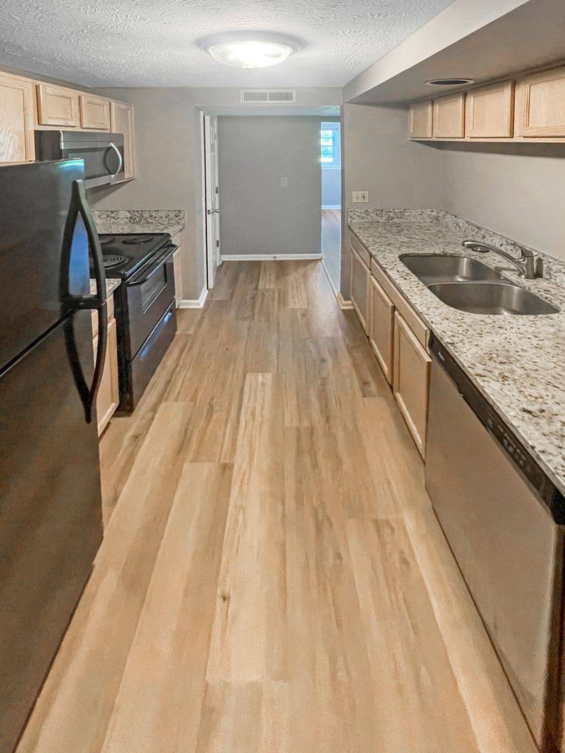 9389 Horse Castle Court #702, Glen Allen, VA 23060 - Condo for Rent - Image 3