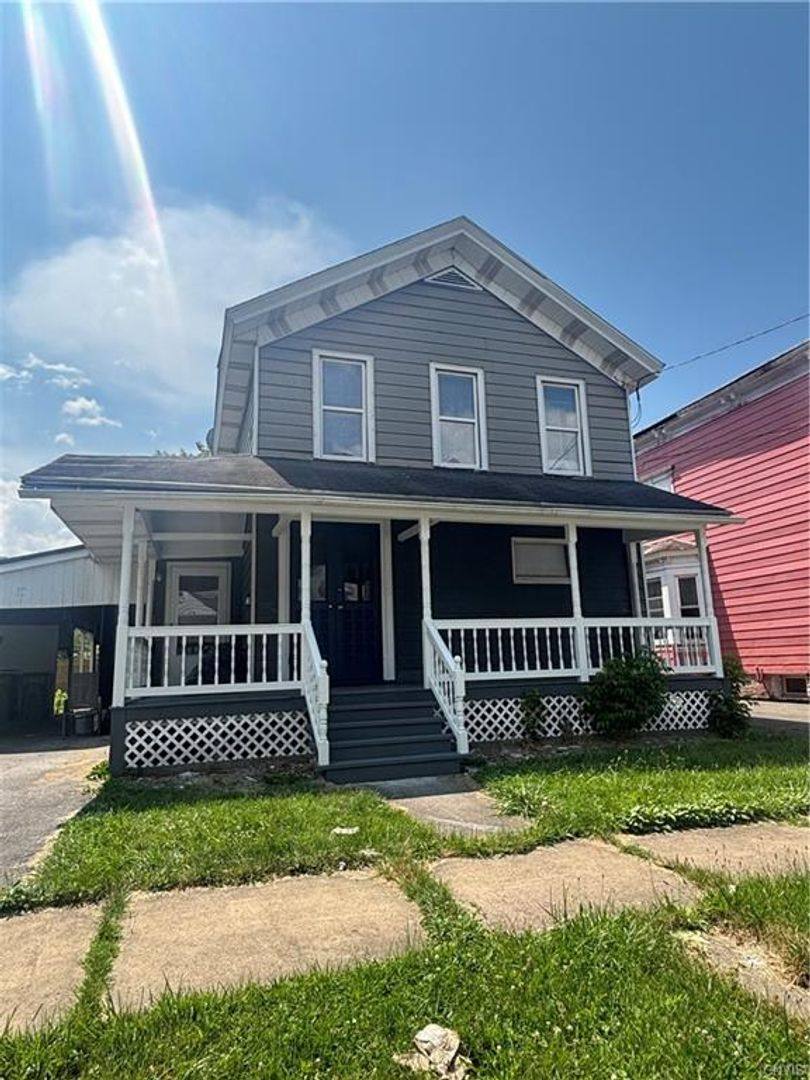 Apartment for rent at 221 Turin St, Rome, NY 13440