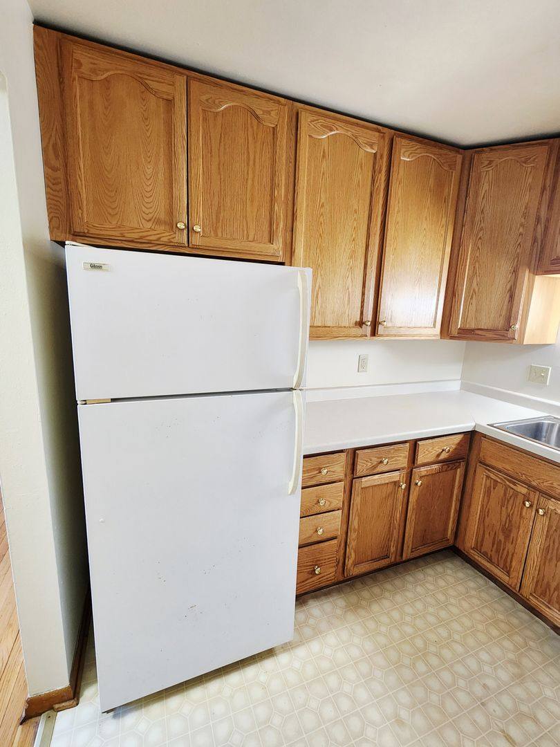 Mke 66th St, 3127 S 66th St, Milwaukee, WI 53219 - Apartment for Rent - Image 5