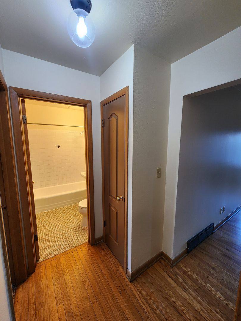 Mke 66th St, 3127 S 66th St, Milwaukee, WI 53219 - Apartment for Rent - Image 7