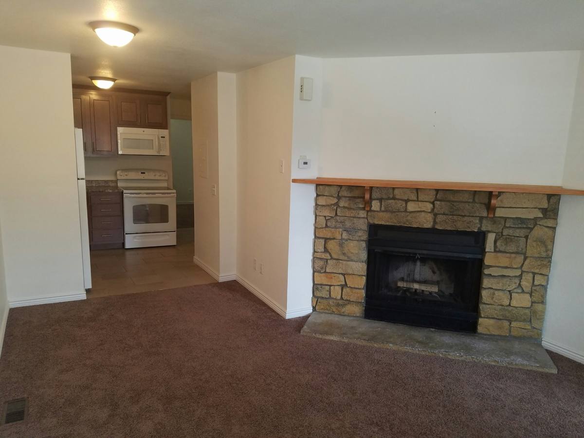 6365 Village Lane, Colorado Springs, CO 80918 - House for Rent - Image 8