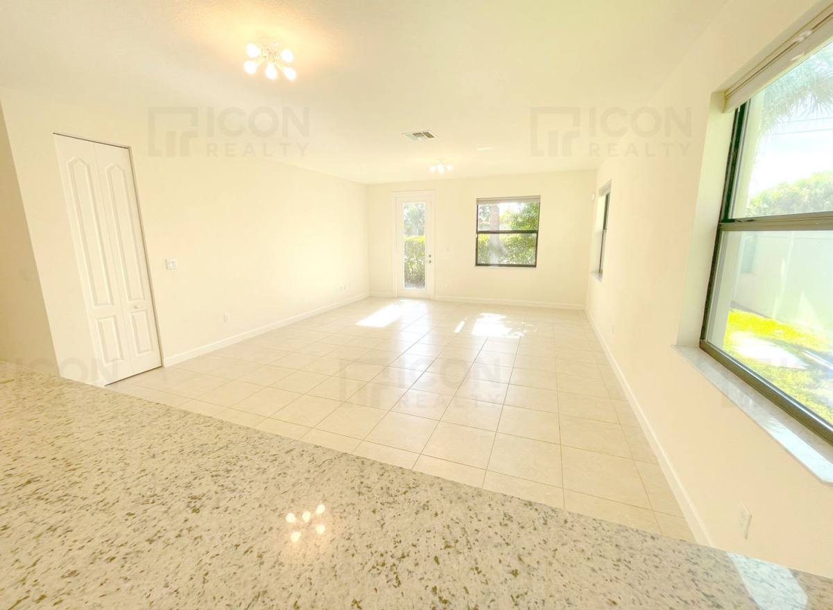 6029 Sandhill Crane Dr, West Palm Beach, FL 33415 - House for Rent - Image 5