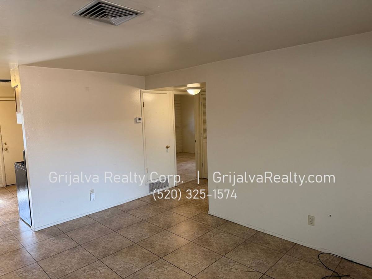 3256 E Blacklidge Dr, Tucson, AZ 85716 - Apartment for Rent - Image 7