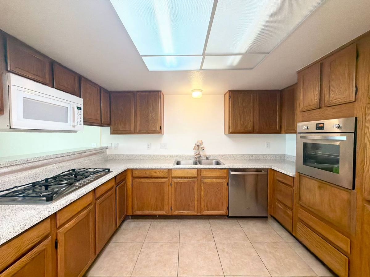 32530 Monte Vista #A, Cathedral City, CA 92234 - Apartment for Rent - Image 6