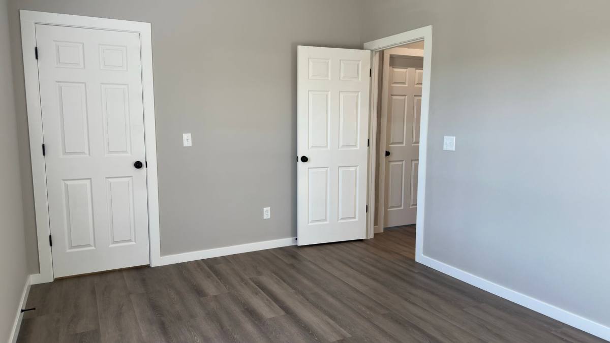 880 S Spring Hill Ave, Springfield, MO 65802 - House for Rent - Image 10