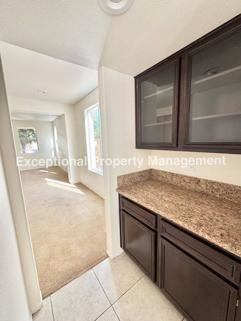 6879 Red Cardinal Court, Eastvale, CA 92880 - House for Rent - Image 10