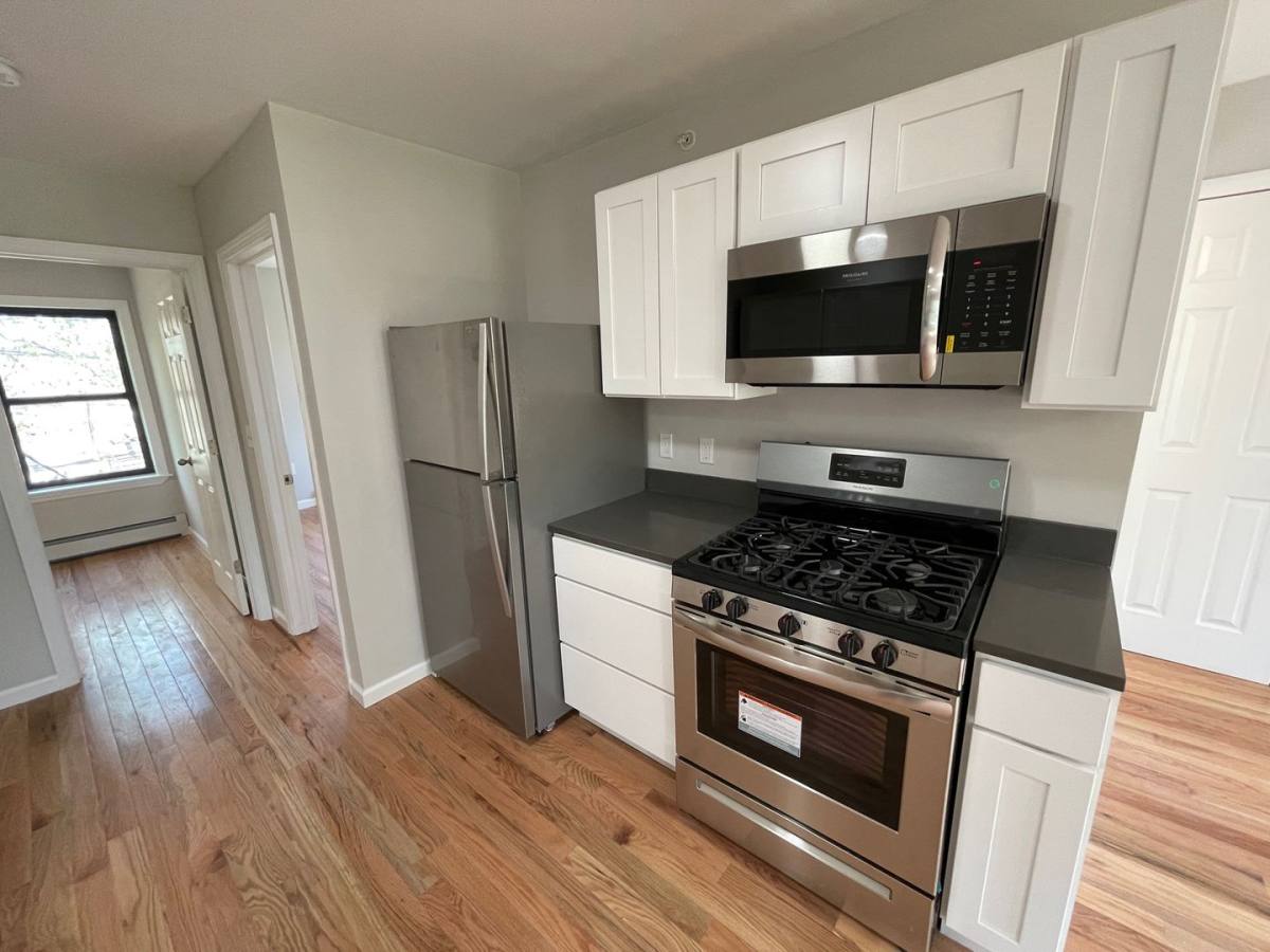 154-156 Washington St, Newburgh, NY 12550 - Apartment for Rent - Image 4
