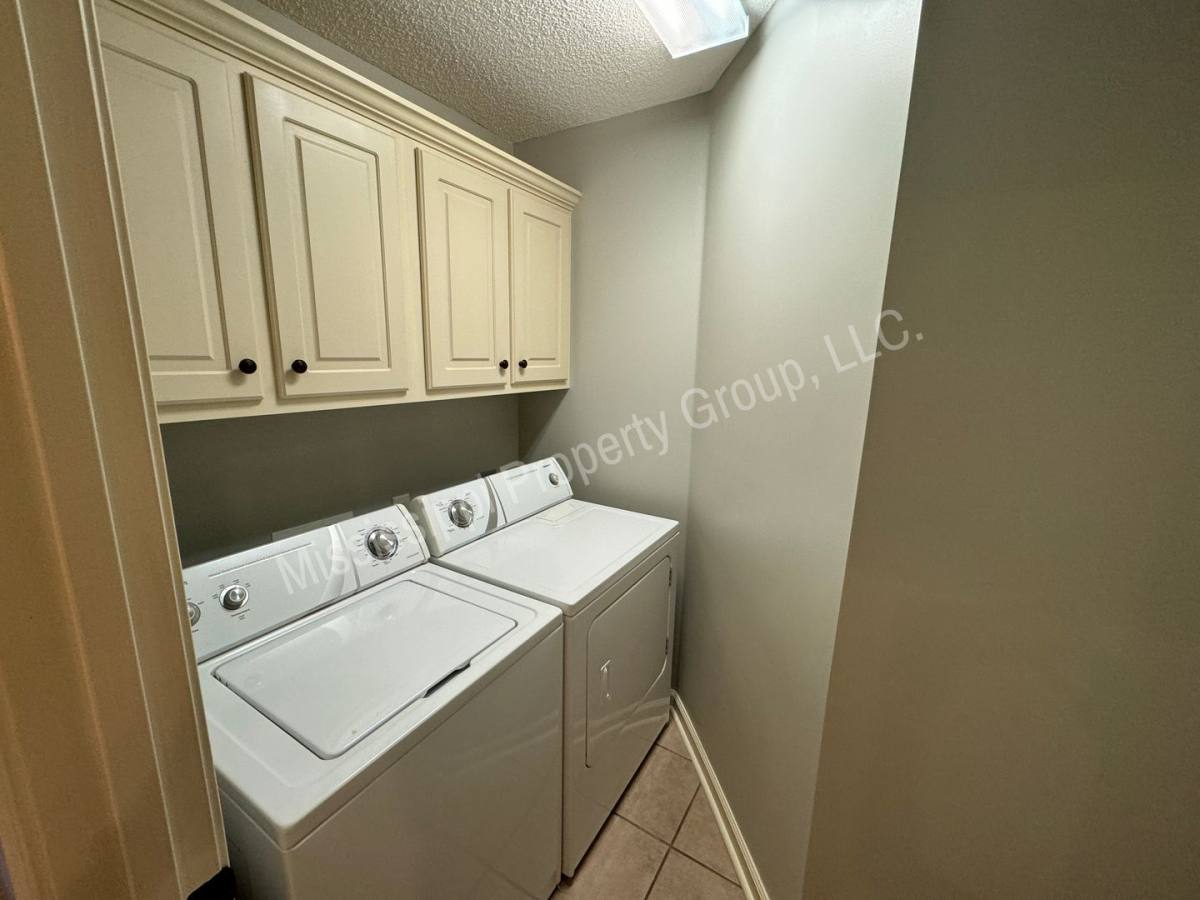 242 Logan Lee Loop, Oxford, MS 38655 - House for Rent - Image 7