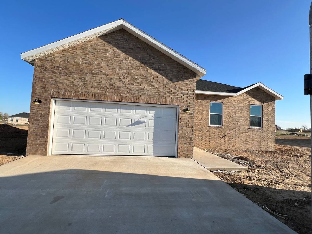 2497 E 549th Rd, Buffalo, MO 65622 - House for Rent - Image 1