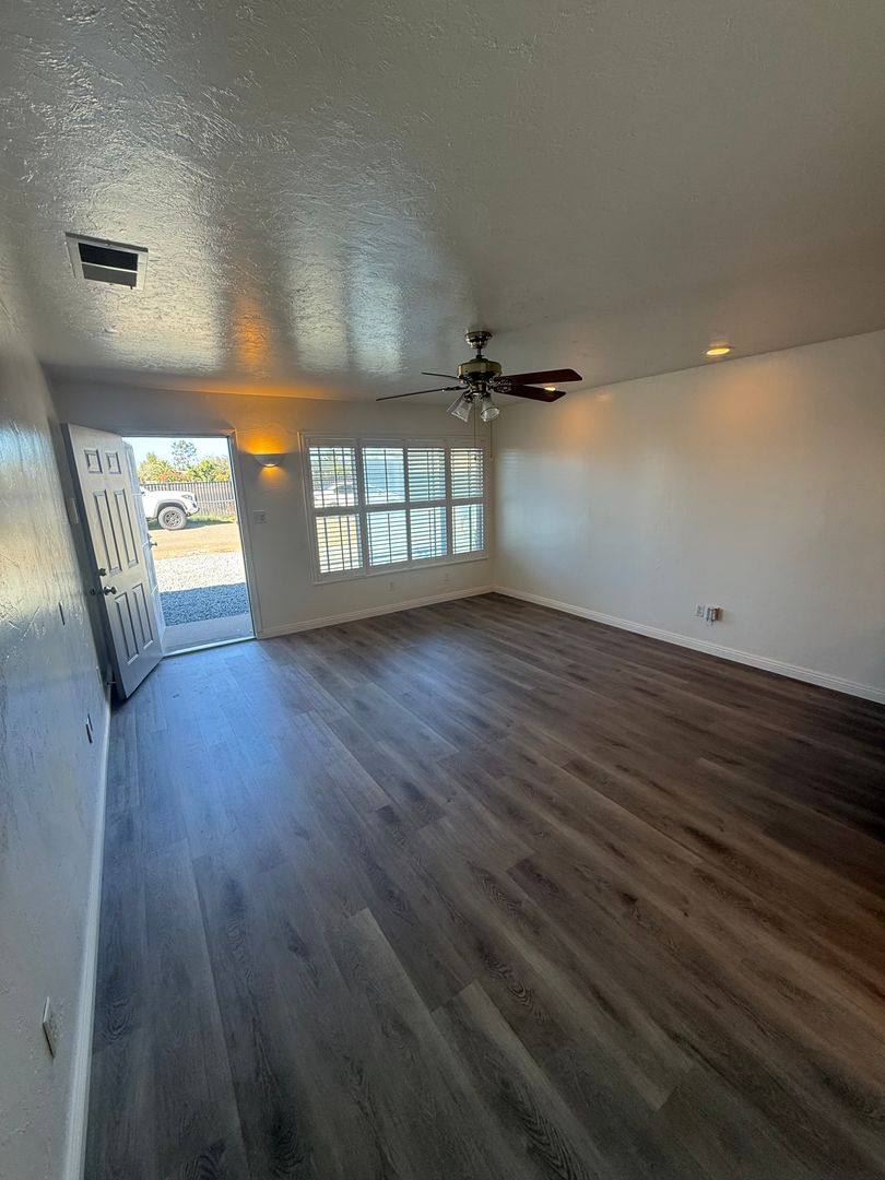 2985 Fisher Lane, Lemon Grove, CA 91945 - House for Rent - Image 3