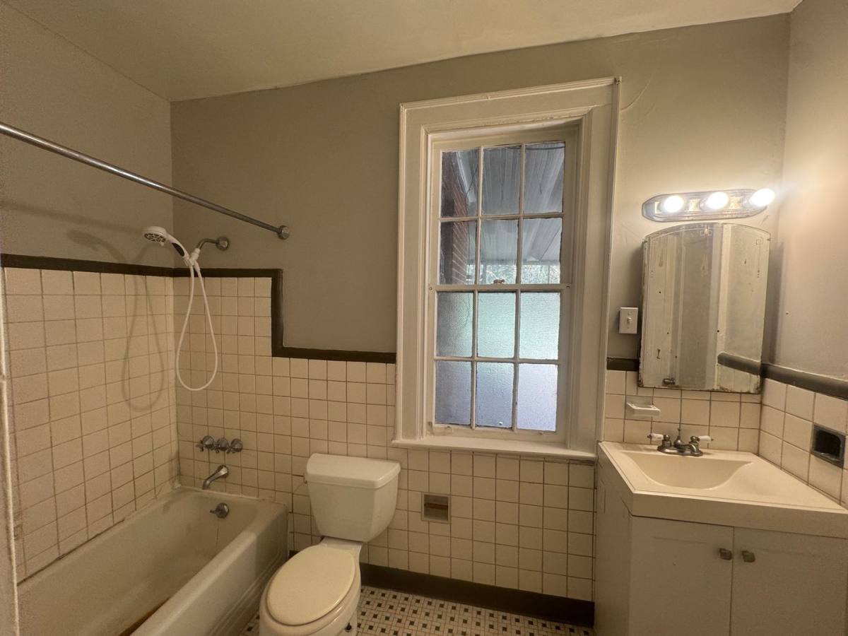 633 E Edgemont Ave, Montgomery, AL 36111 - House for Rent - Image 8