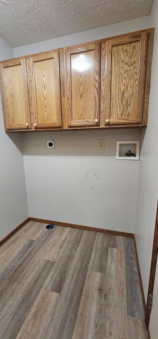 909 911 Phoenix Circle, Grand Island, NE 68801 - Apartment for Rent - Image 4
