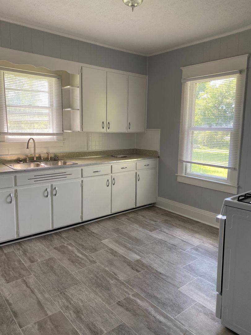 610 Master St, Corbin, KY 40701 - Apartment for Rent - Image 7