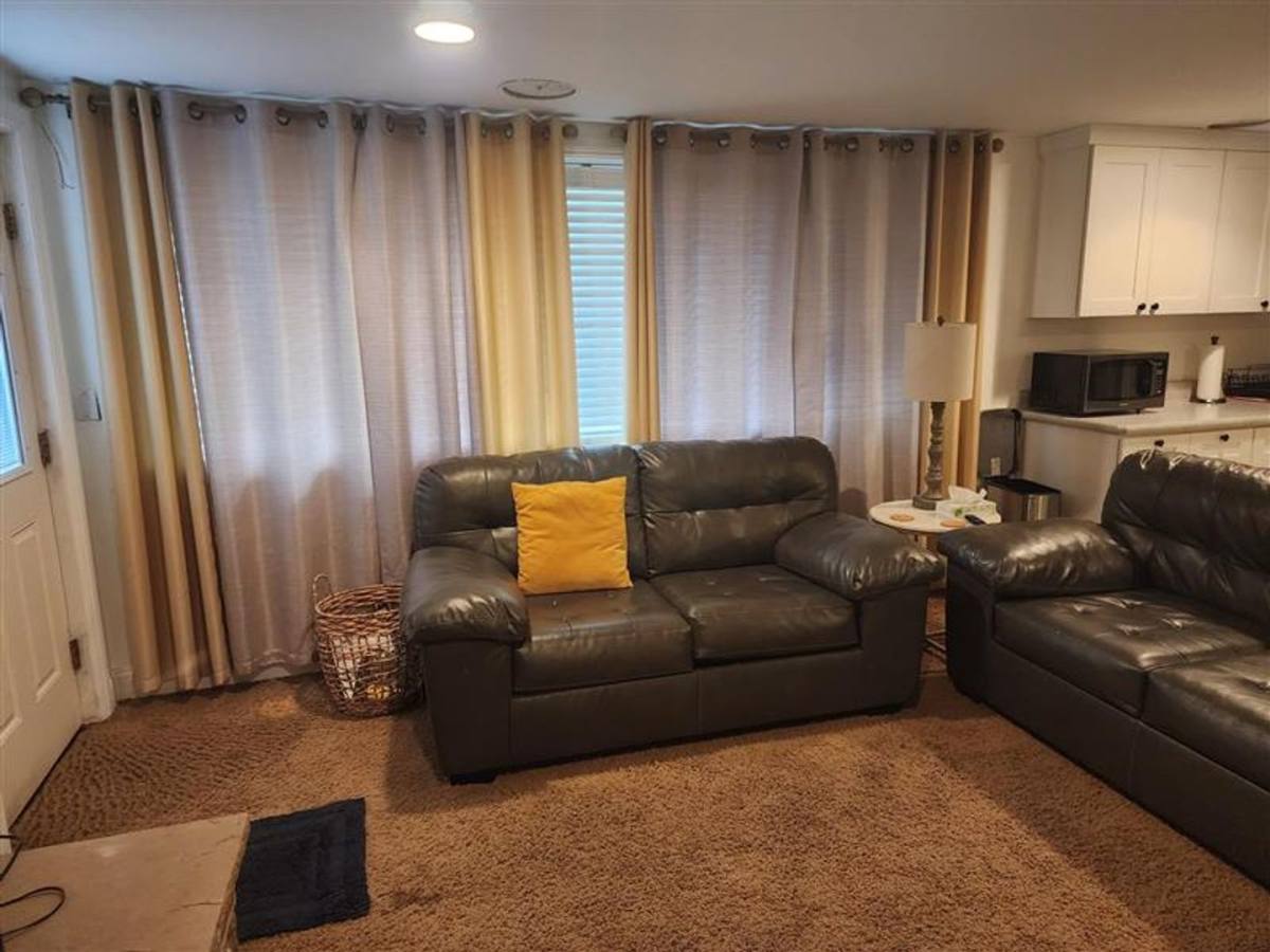 2911 Placer Dr, Billings, MT 59102 - Apartment for Rent - Image 2