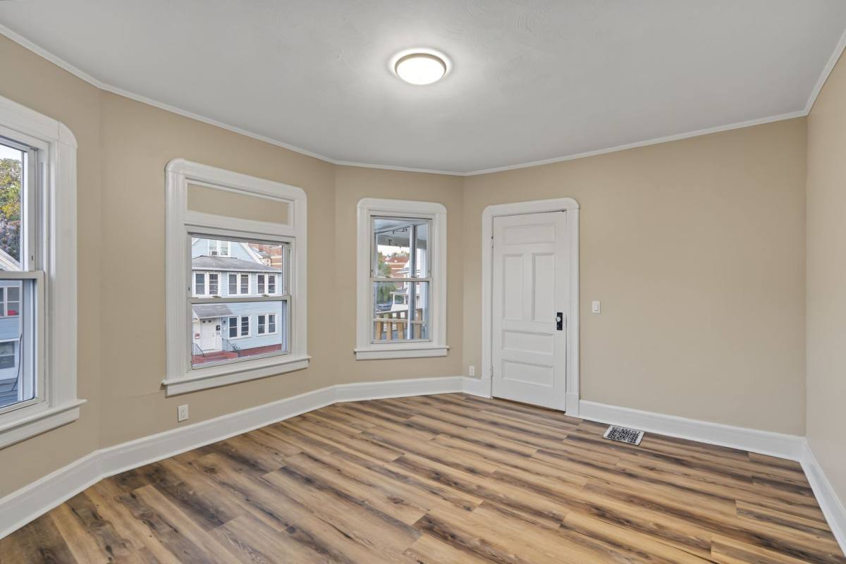 54-56 Webster St, Springfield, MA 01104 - Apartment for Rent - Image 4