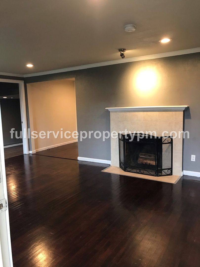 16615 34th Ave S, Seattle, WA 98188 - House for Rent - Image 5