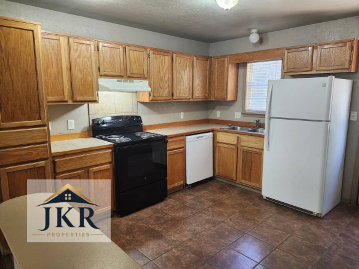 512 Church St, Benton, AR 72015 - House for Rent - Image 3