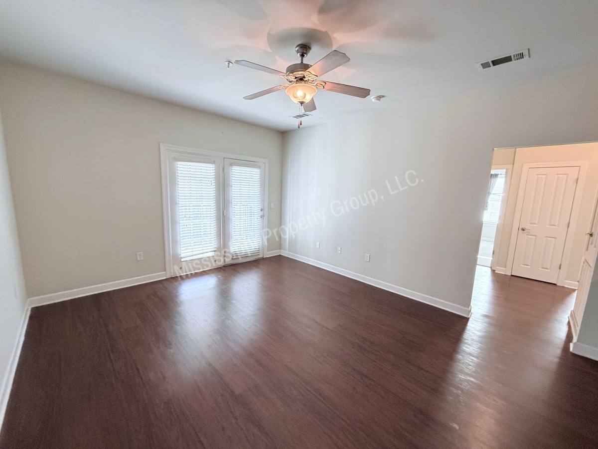 1021 Molly Barr Rd #28, Oxford, MS 38655 - Apartment for Rent - Image 2