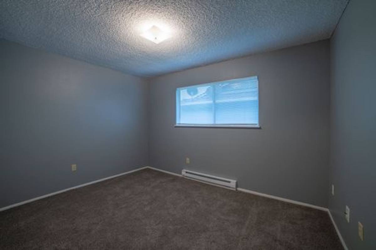 15631 NE Glisan St, Portland, OR 97230 - Apartment for Rent - Image 6