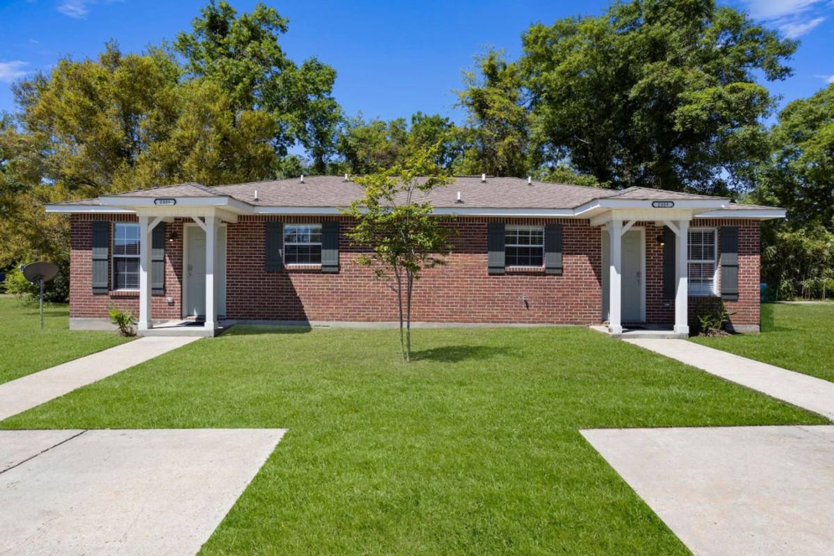 233 Palmetto Lane #A, Gulfport, MS 39507 - Townhouse for Rent - Image 1