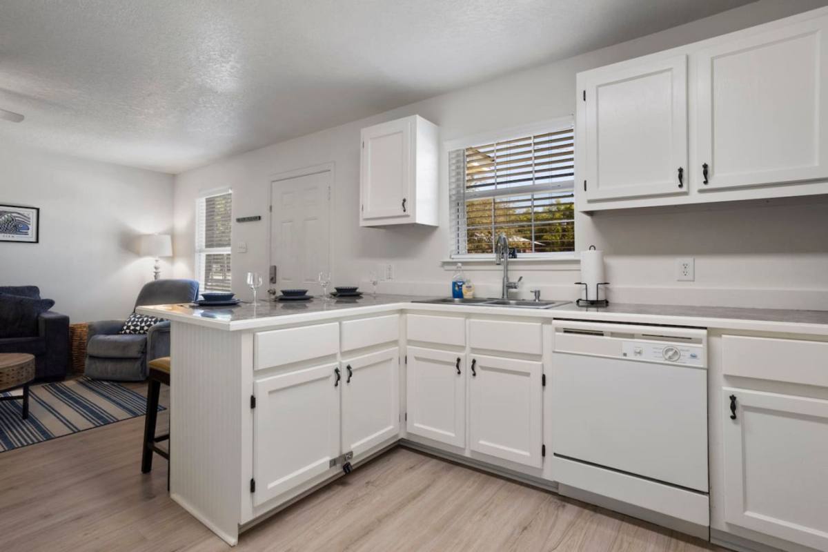 233 Palmetto Lane #A, Gulfport, MS 39507 - Townhouse for Rent - Image 7