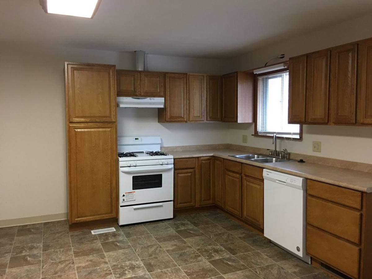 2602 E Linwood, Springfield, MO 65804 - House for Rent - Image 6