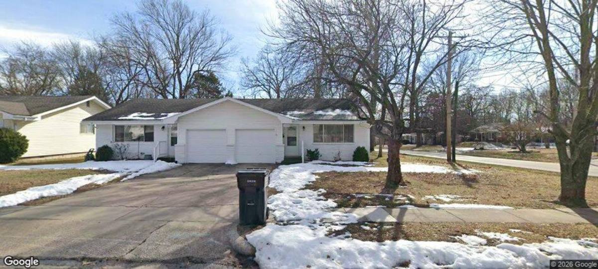 2602 E Linwood, Springfield, MO 65804 - House for Rent