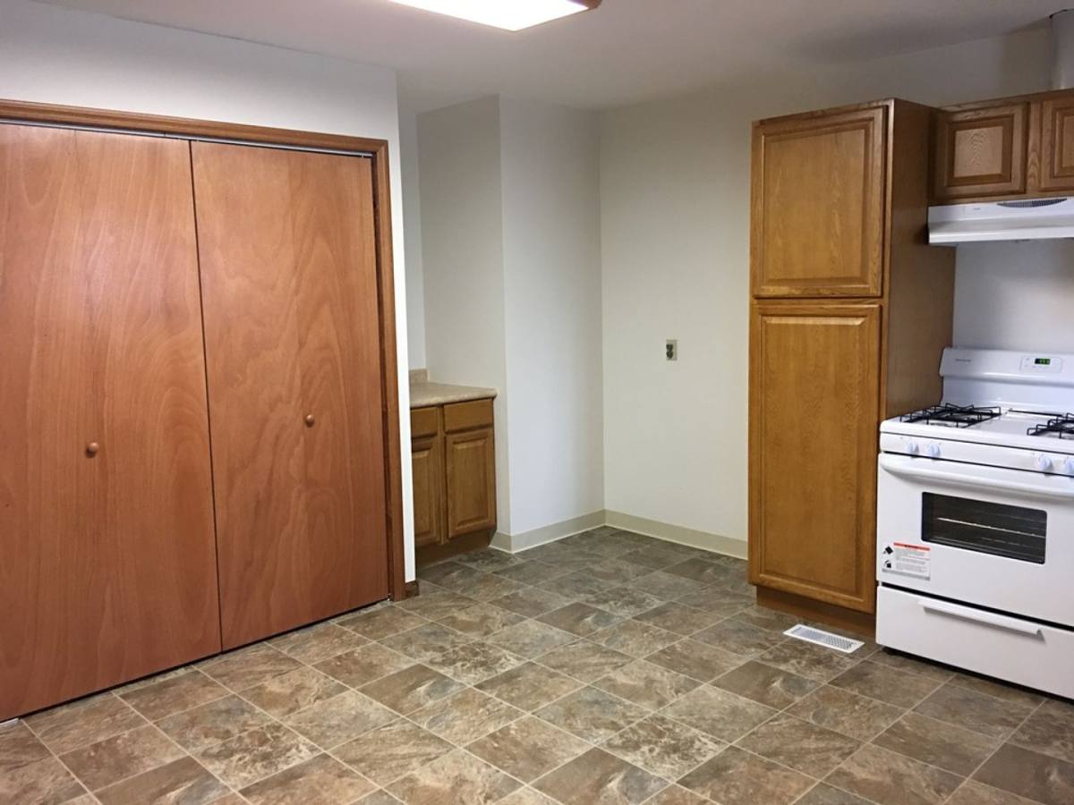 2602 E Linwood, Springfield, MO 65804 - House for Rent - Image 7