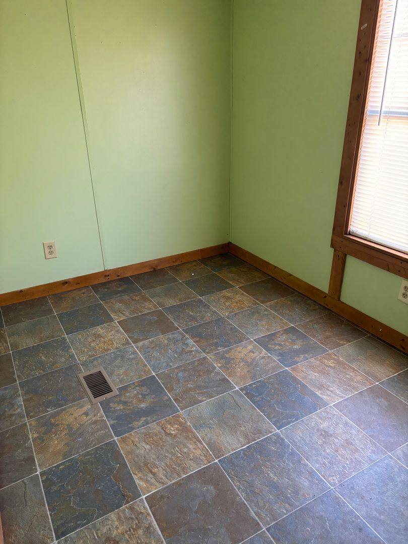 2807 Murfreesboro Highway, Manchester, TN 37355 - House for Rent - Image 8