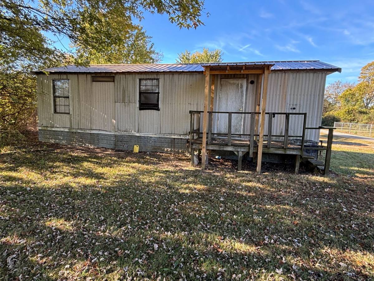2807 Murfreesboro Highway, Manchester, TN 37355 - House for Rent